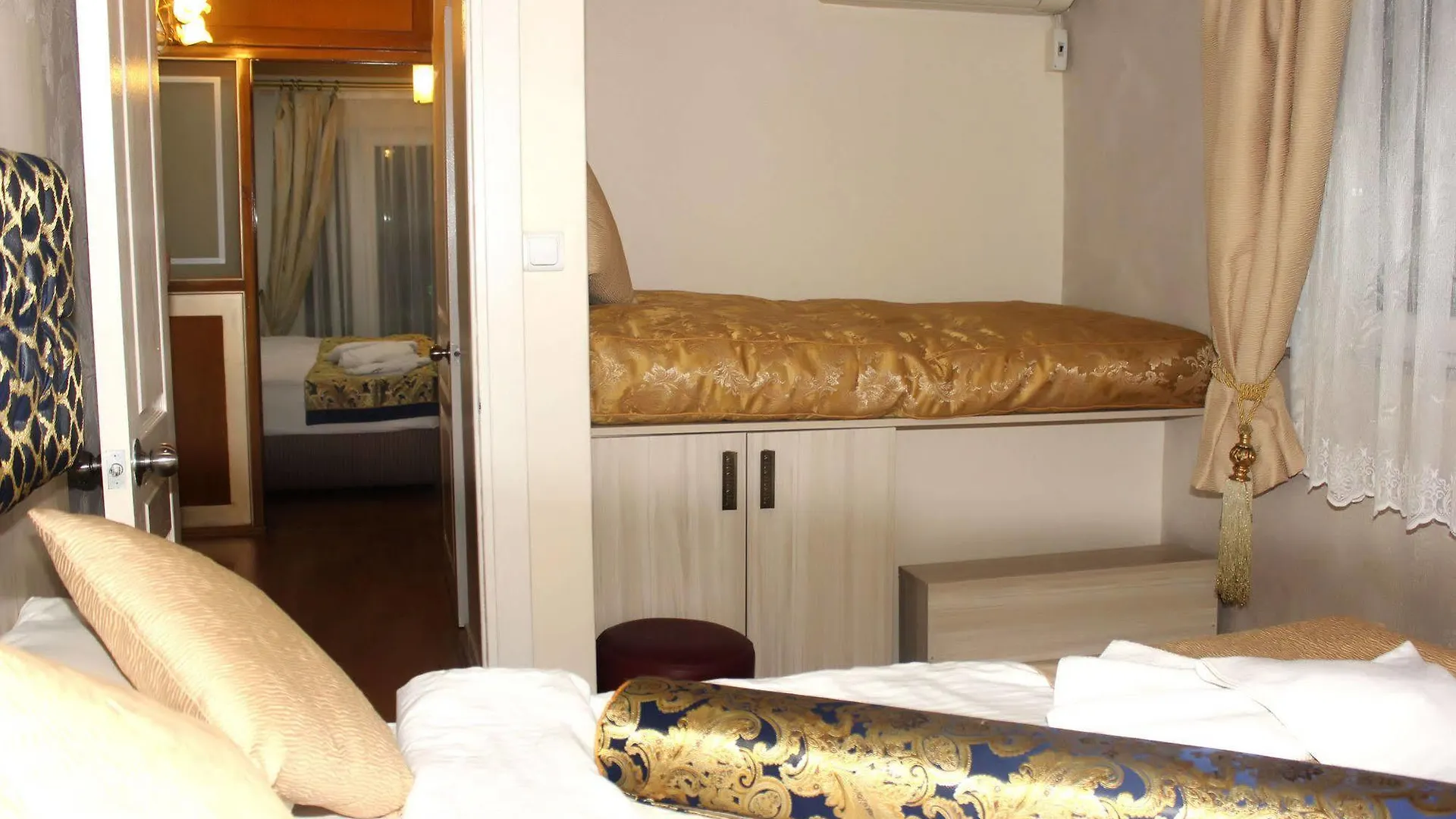 Blue Moon Apart Hotel 伊斯坦布尔