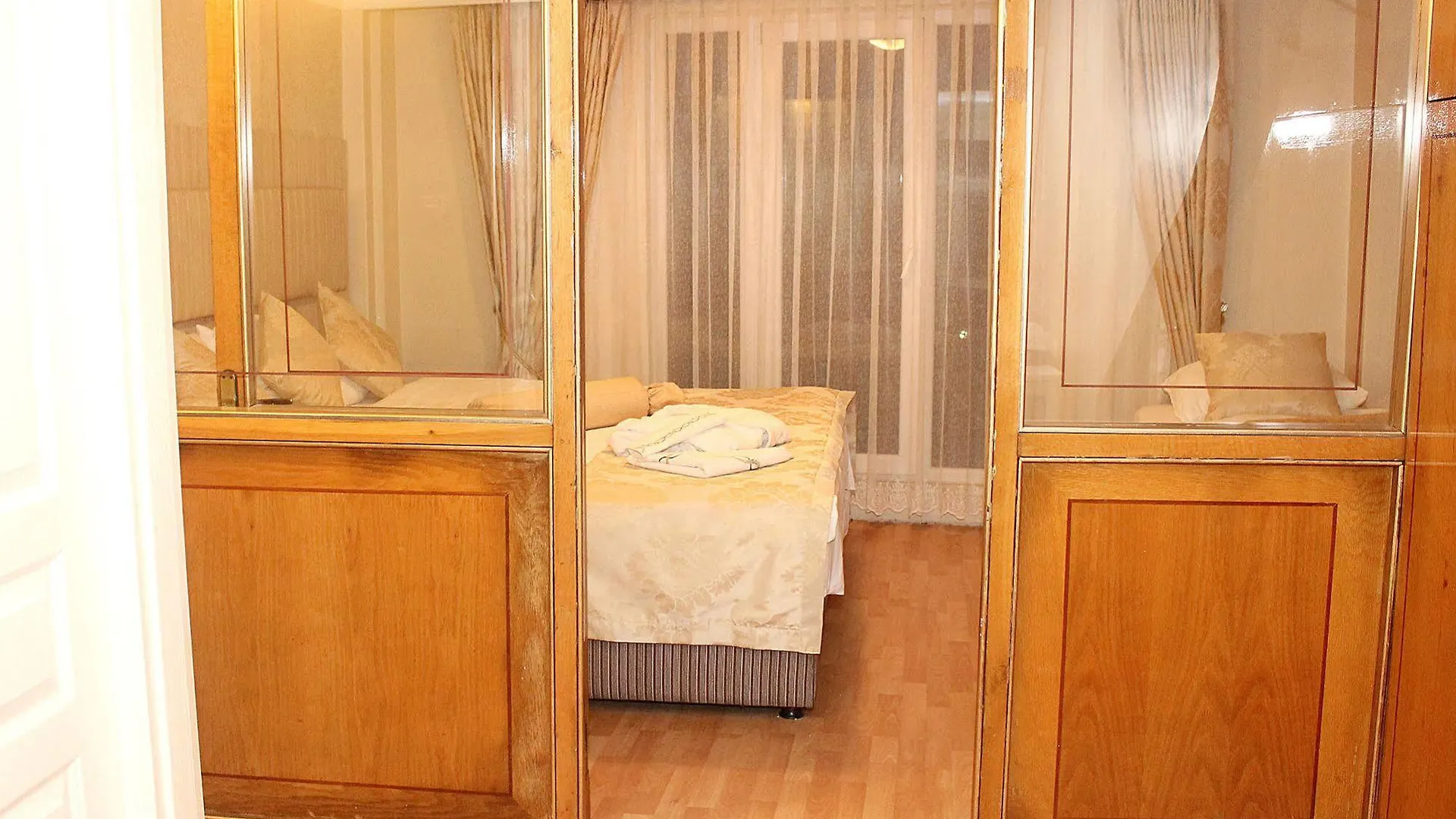 Blue Moon Apart Hotel 伊斯坦布尔