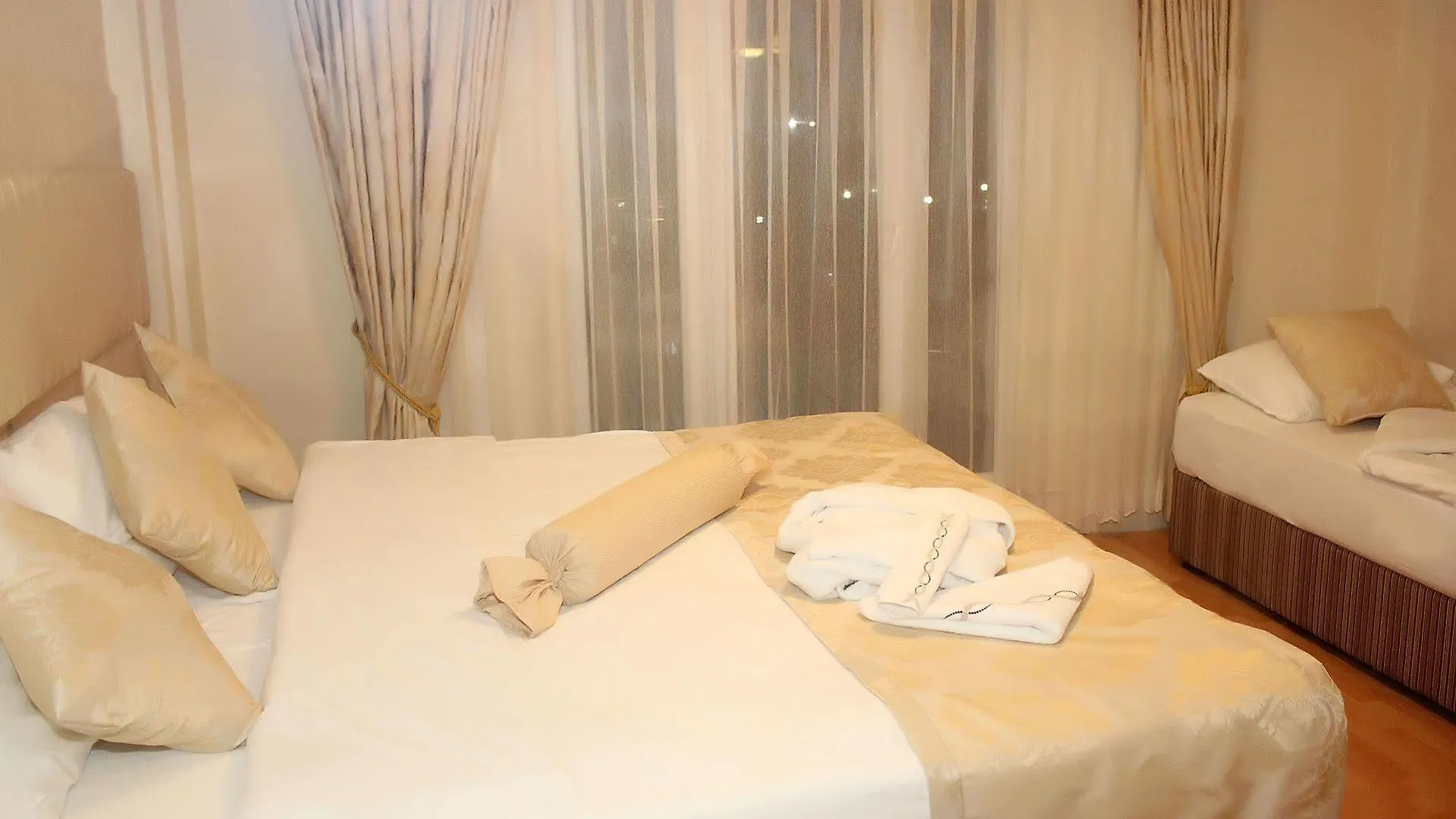 Blue Moon Apart Hotel 伊斯坦布尔